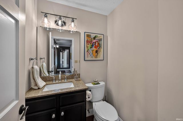 51870 Lake Knoll Court, Granger, IN 46530