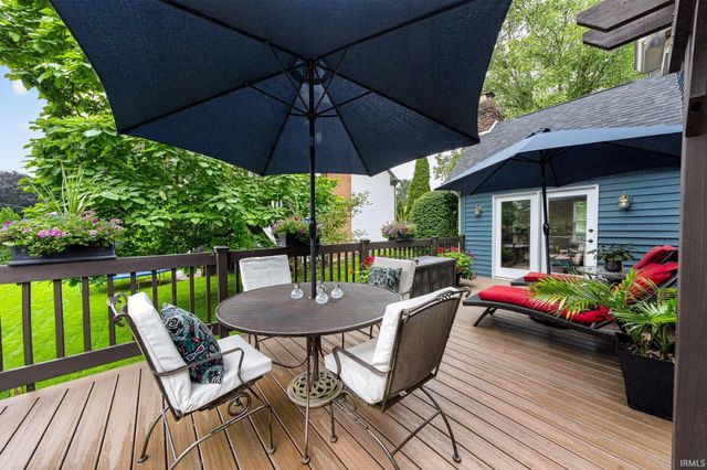 51870 Lake Knoll Court, Granger, IN 46530