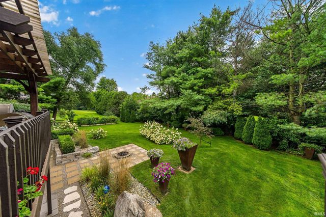 51870 Lake Knoll Court, Granger, IN 46530