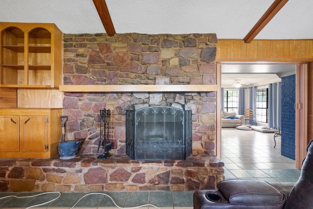 2200 SE 26th Avenue, Mineral Wells, TX 76067