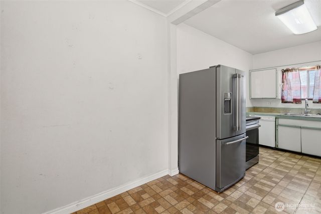 1013 S Tower Avenue, Centralia, WA 98531