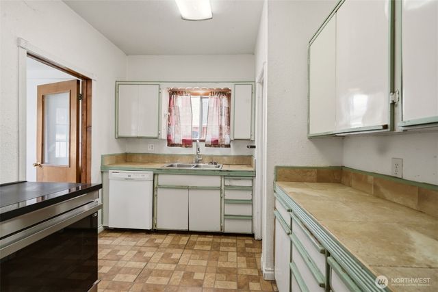 1013 S Tower Avenue, Centralia, WA 98531