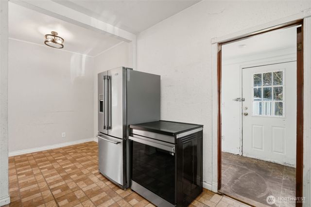 1013 S Tower Avenue, Centralia, WA 98531