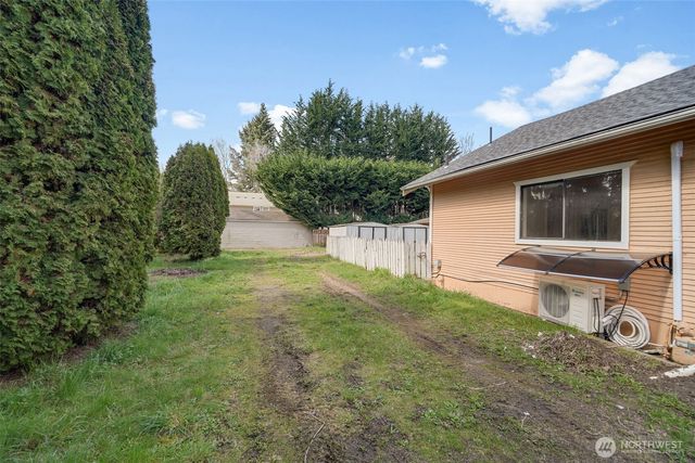 1013 S Tower Avenue, Centralia, WA 98531