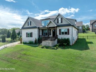 823 Brookshire Blvd, Maryville, TN 37803
