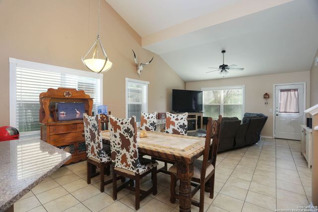 5124 Knollwood, Schertz, TX 78108