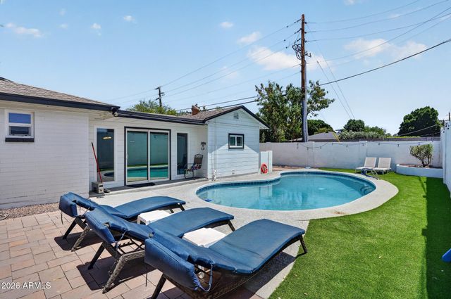 1749 E MEDLOCK Drive, Phoenix, AZ 85016