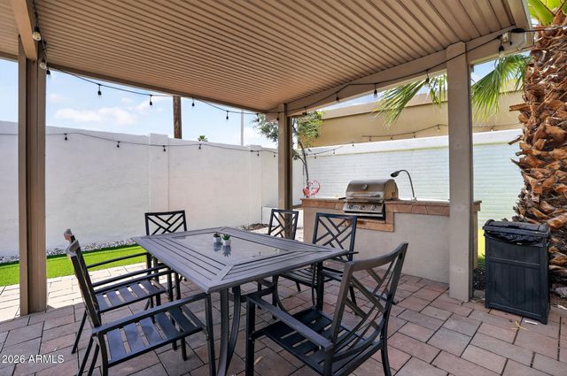 1749 E MEDLOCK Drive, Phoenix, AZ 85016