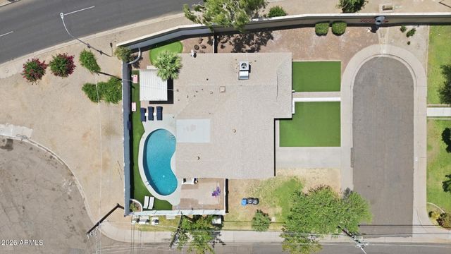 1749 E MEDLOCK Drive, Phoenix, AZ 85016