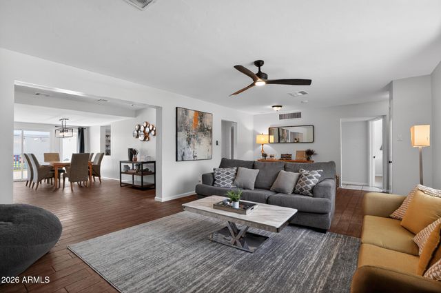1749 E MEDLOCK Drive, Phoenix, AZ 85016