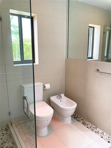 7750 Noremac Ave, Miami Beach, FL 33141