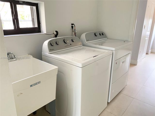 7750 Noremac Ave, Miami Beach, FL 33141