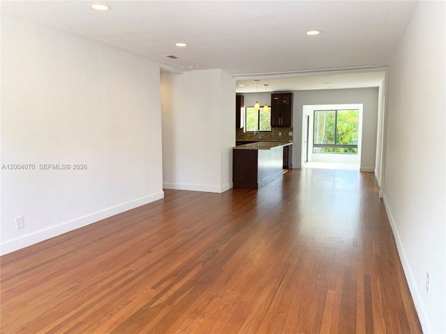 7750 Noremac Ave, Miami Beach, FL 33141