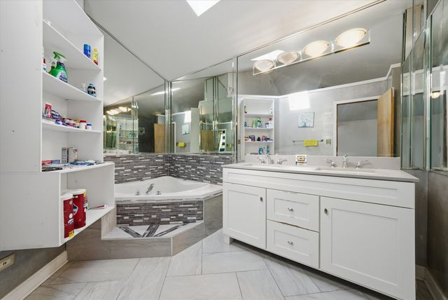 322 Central Avenue, Matteson, IL 60443