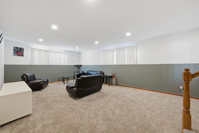 322 Central Avenue, Matteson, IL 60443