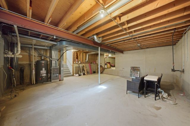 322 Central Avenue, Matteson, IL 60443