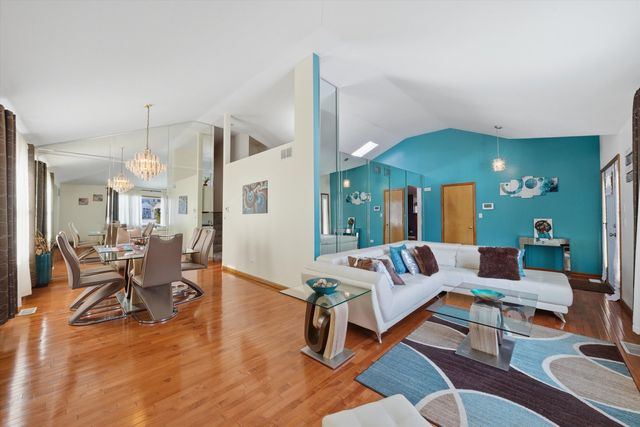 322 Central Avenue, Matteson, IL 60443