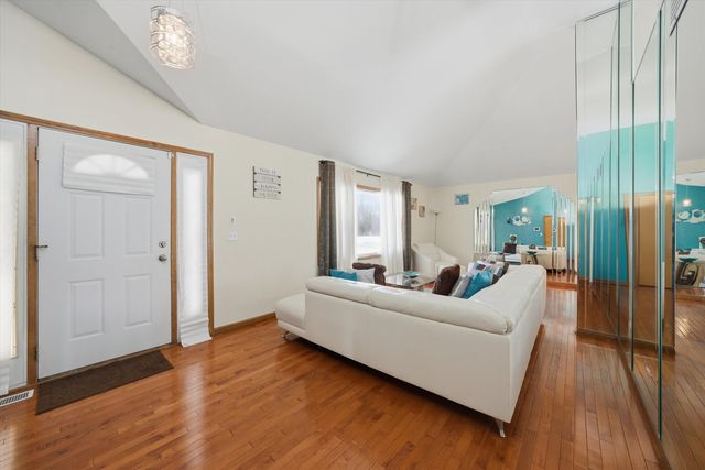 322 Central Avenue, Matteson, IL 60443