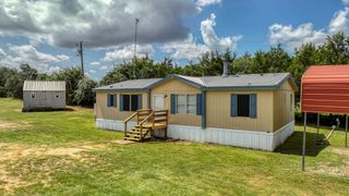 221 Briar Oaks Drive, Azle, TX 76020