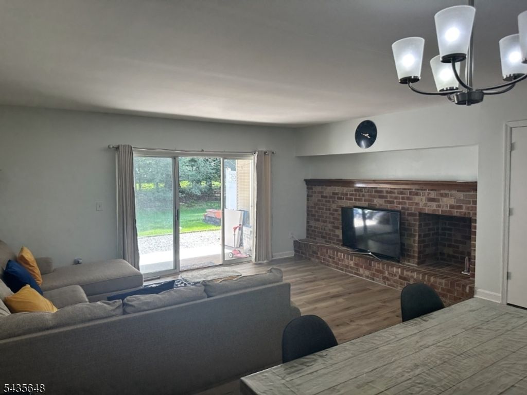 14 Albury Way, North Brunswick Twp., NJ 08902 — photo 3