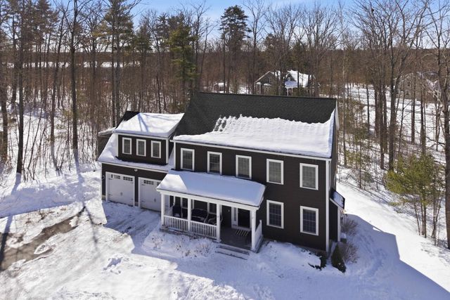 107 Village Place Drive, Barrington, NH 03825