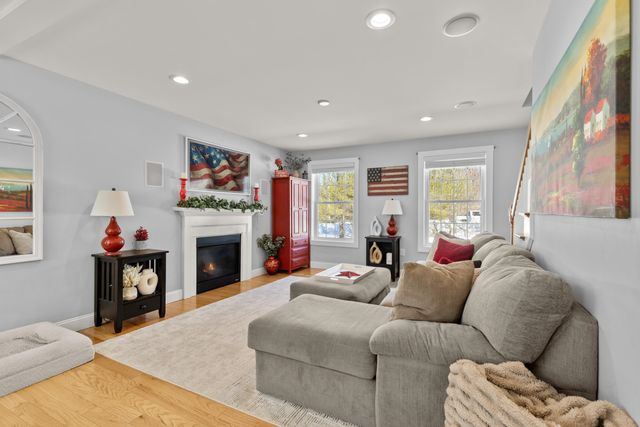 107 Village Place Drive, Barrington, NH 03825