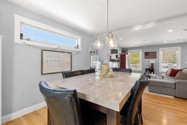 107 Village Place Drive, Barrington, NH 03825