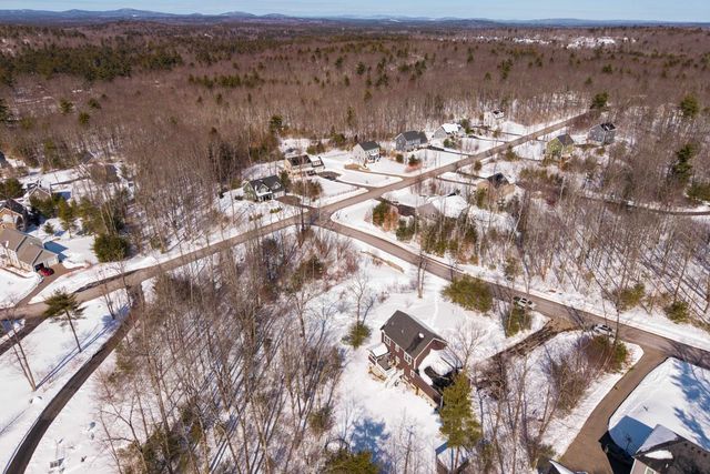 107 Village Place Drive, Barrington, NH 03825