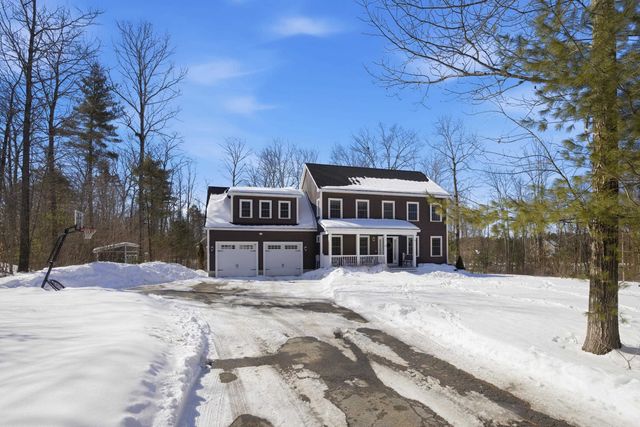107 Village Place Drive, Barrington, NH 03825