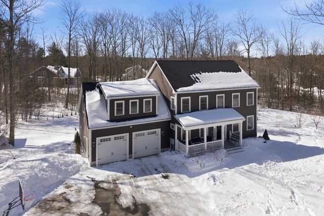 107 Village Place Drive, Barrington, NH 03825