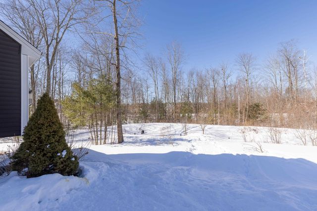 107 Village Place Drive, Barrington, NH 03825