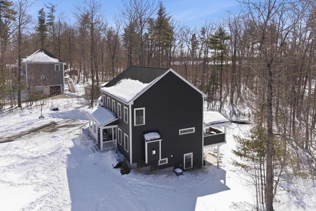 107 Village Place Drive, Barrington, NH 03825