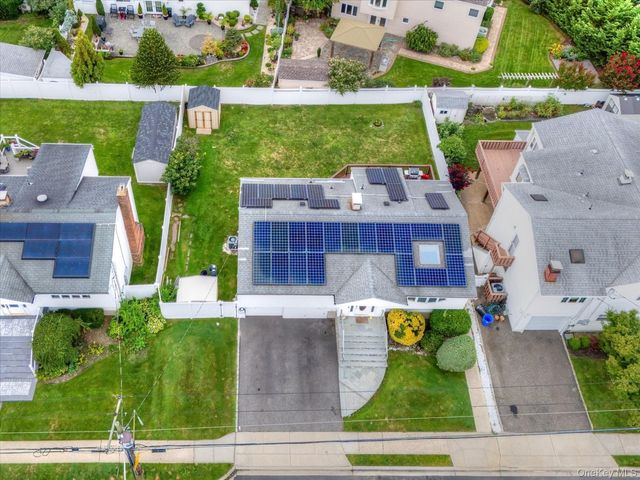 3684 Oceanside Road E, Oceanside, NY 11572