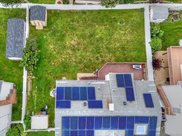 3684 Oceanside Road E, Oceanside, NY 11572