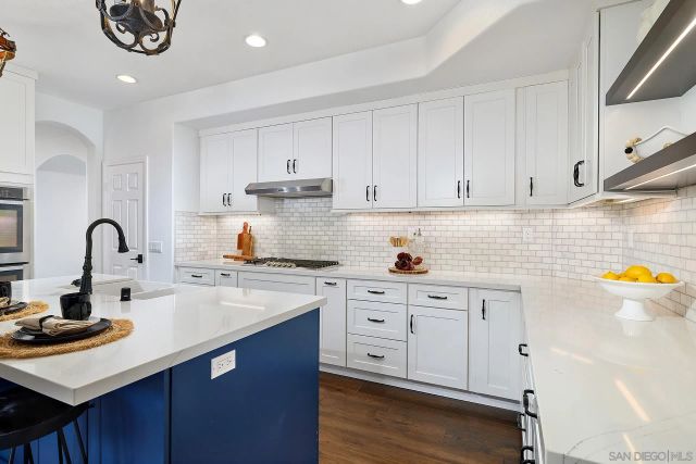 16375 Pinto Ridge, San Diego, CA 92127