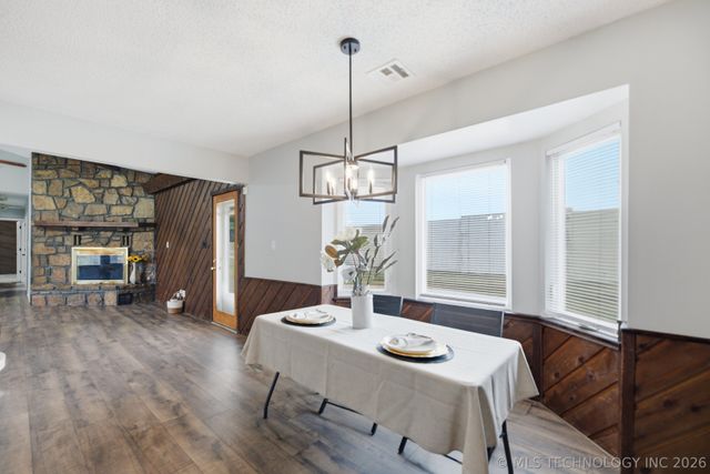 11414 S Franklin Avenue, Jenks, OK 74037