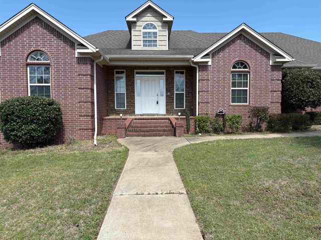 1705 Poteete Drive, Conway, AR 72034