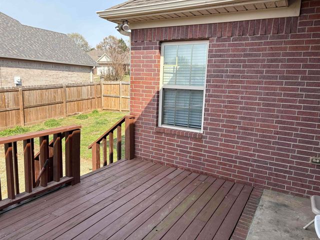 1705 Poteete Drive, Conway, AR 72034