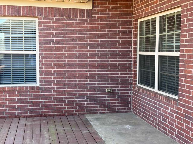 1705 Poteete Drive, Conway, AR 72034