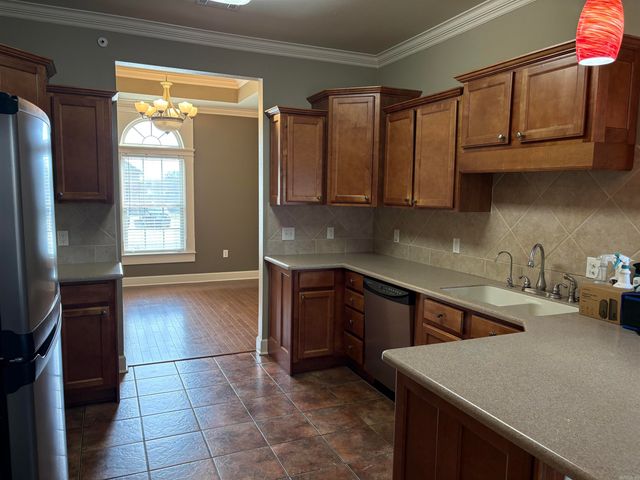 1705 Poteete Drive, Conway, AR 72034