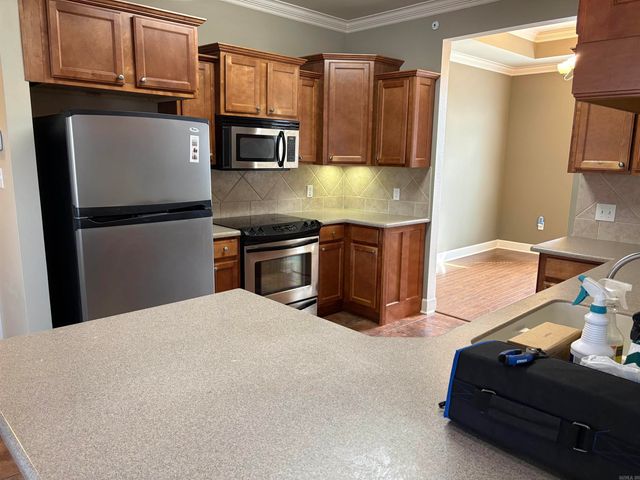 1705 Poteete Drive, Conway, AR 72034