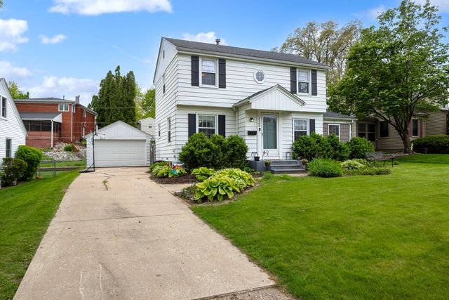 3242 14th Street, Rock Island, IL 61201