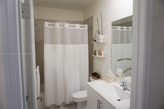 10589 W 32nd Lane, Hialeah Gardens, FL 33018