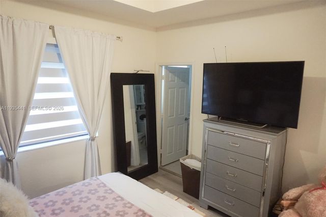 10589 W 32nd Lane, Hialeah Gardens, FL 33018
