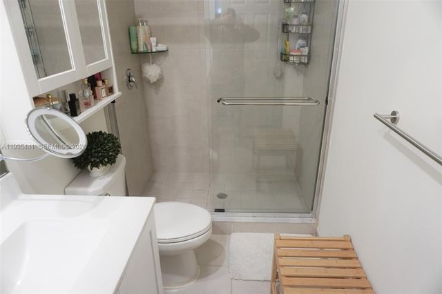 10589 W 32nd Lane, Hialeah Gardens, FL 33018