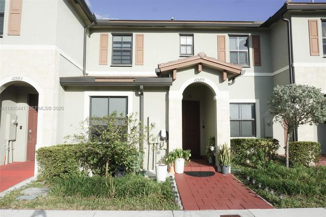 10589 W 32nd Lane, Hialeah Gardens, FL 33018
