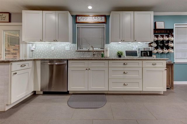 4218 Justin Lane, Deer Park, TX 77536