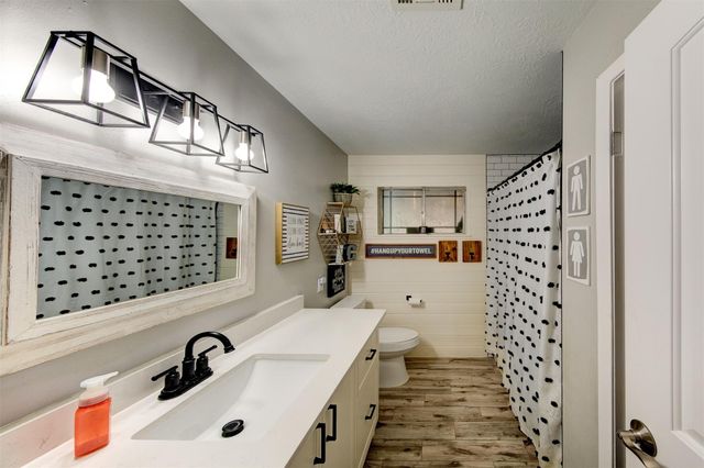 4218 Justin Lane, Deer Park, TX 77536