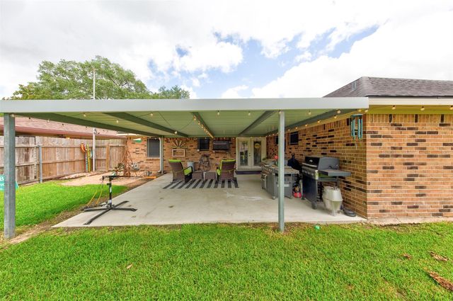 4218 Justin Lane, Deer Park, TX 77536