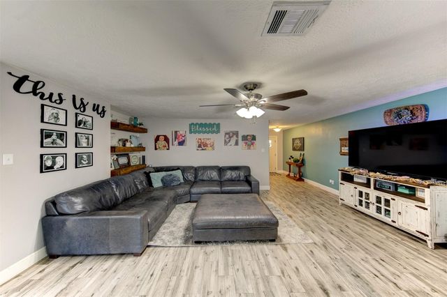 4218 Justin Lane, Deer Park, TX 77536